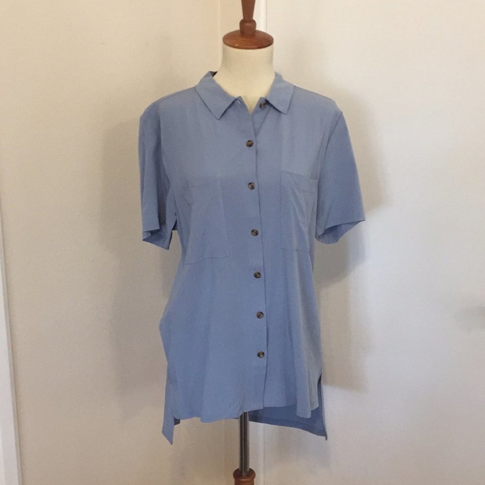 M/L/XL Agnes &‎ Dora Button Down Top C06